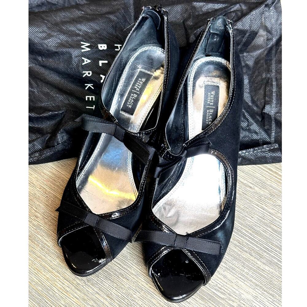 White House Black Market Peep toe suede leather Arianna bow heels size 6.5